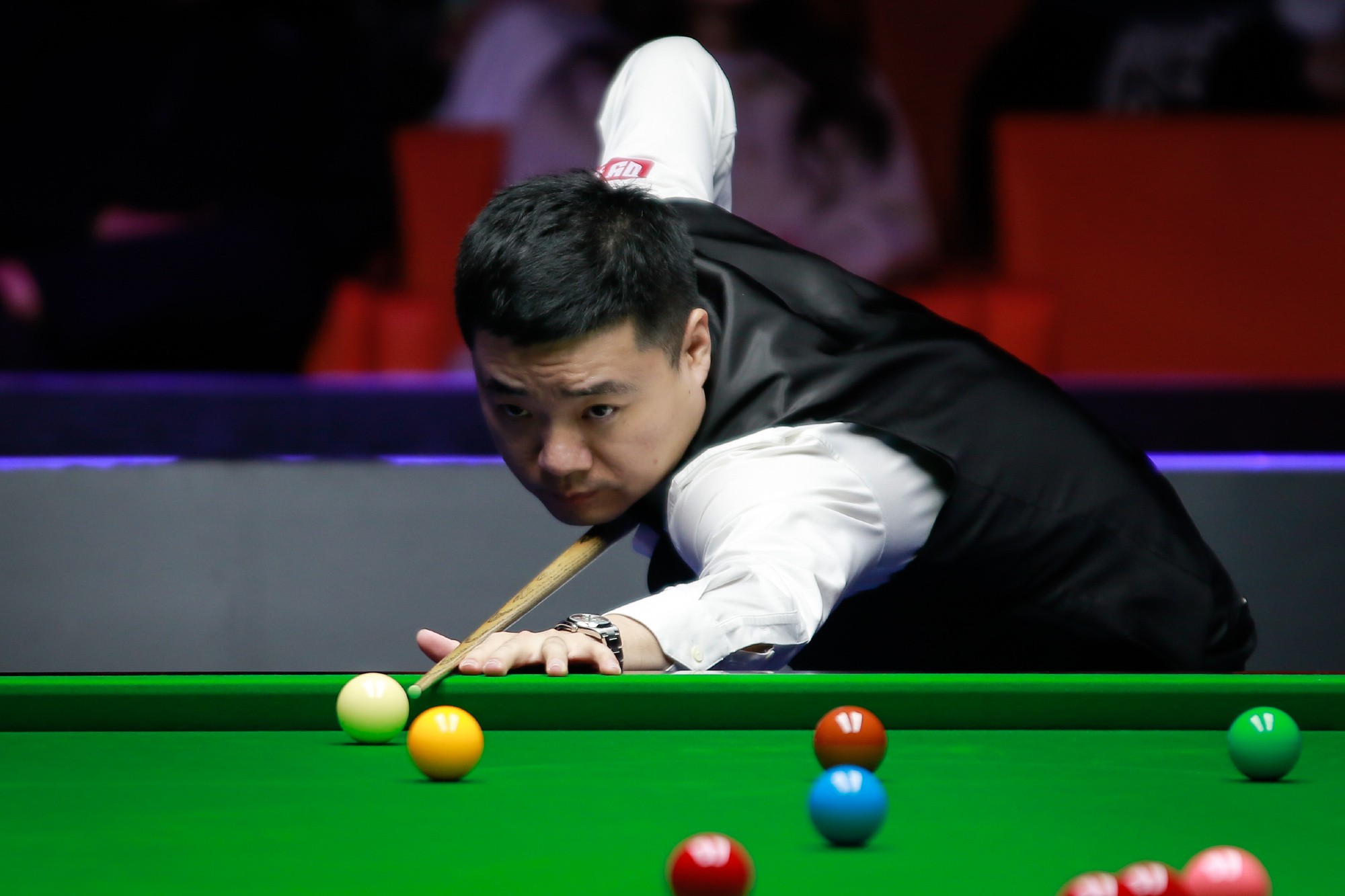 关于【比赛高光】丁俊晖精准击球与巧妙战术的完美结合的信息 关于【比赛高光】丁俊晖精准击球与巧妙战术的完美结合的信息