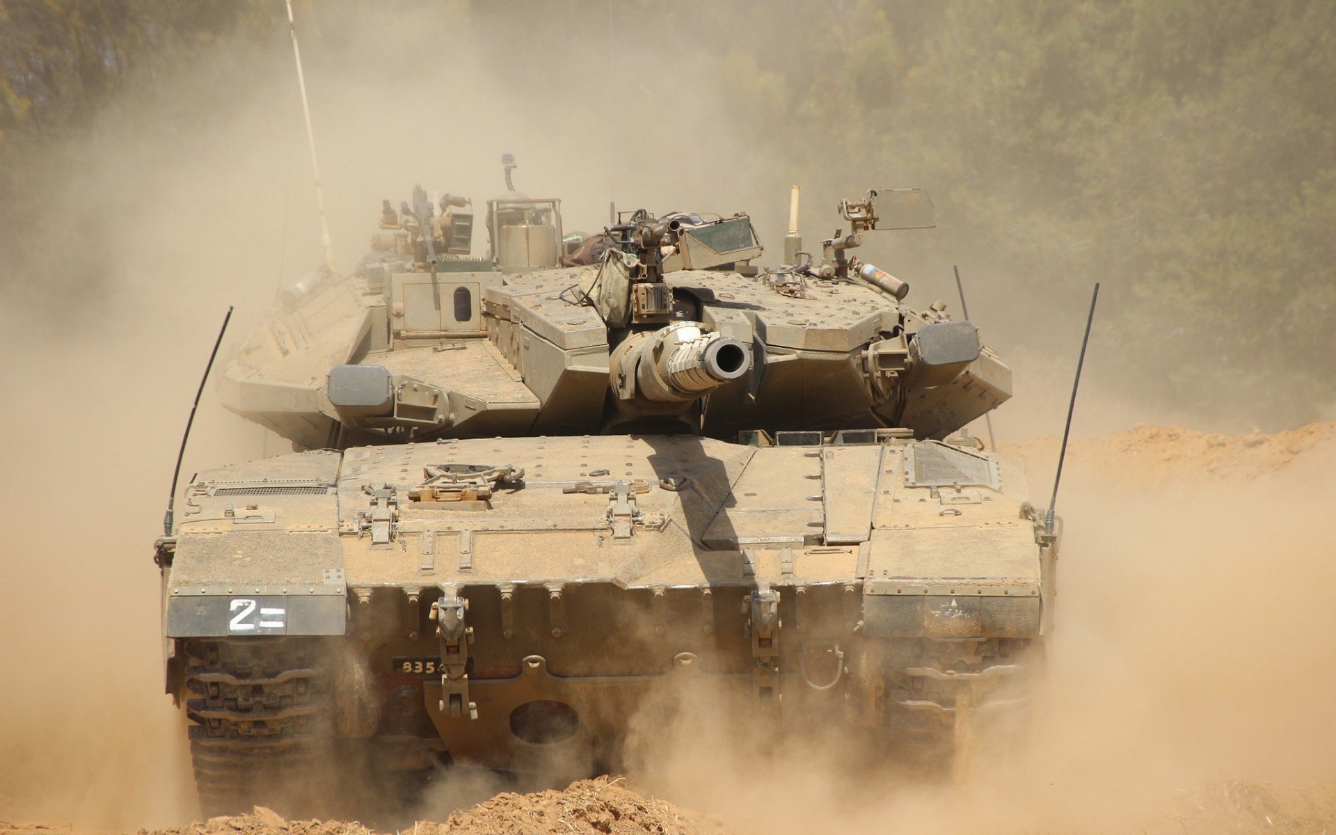 麦卡利斯特在对阵曼城的比赛中打入制胜球,加里·麦卡利斯特