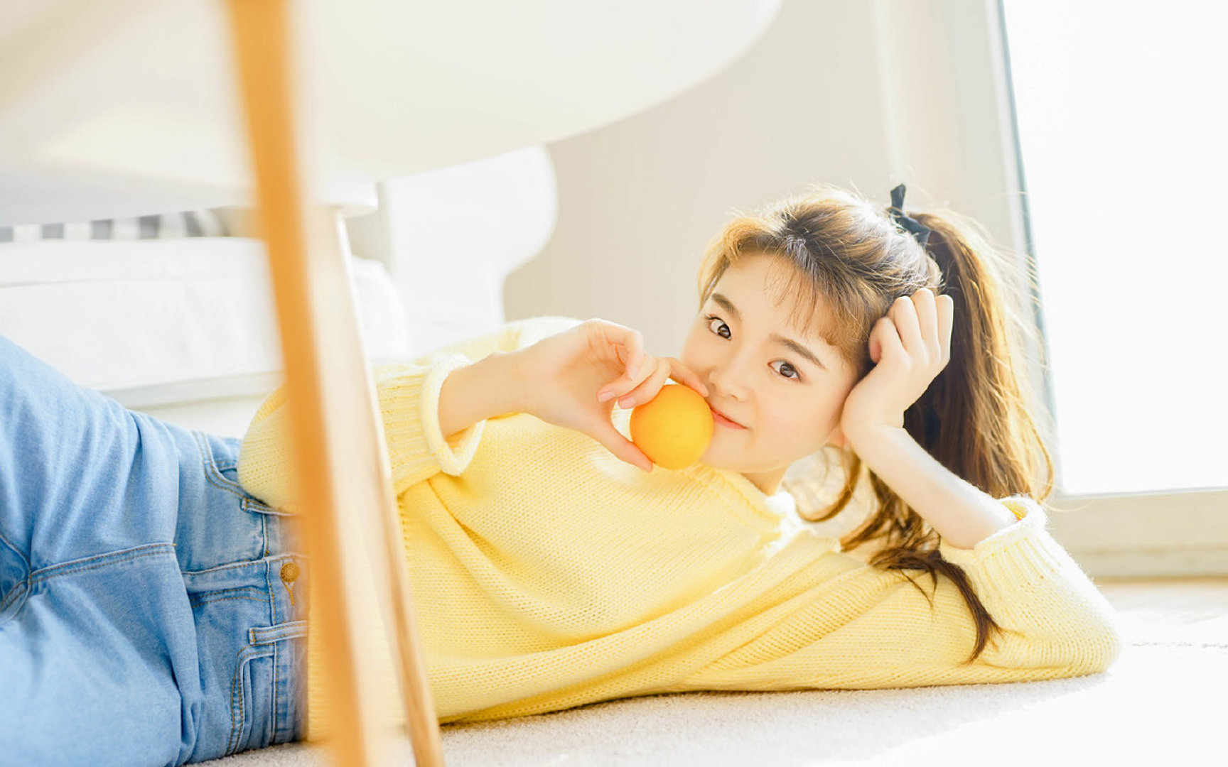 两前腰角色分工拉开防线宽度,双前腰战术