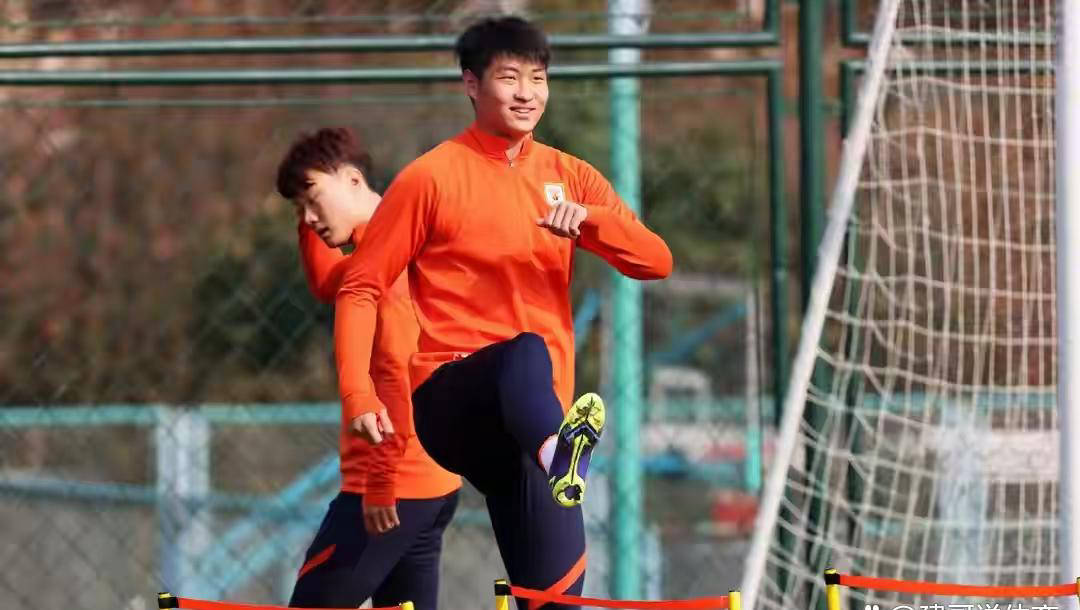 关于开云体育:郭田雨:在比赛中打入制胜球,成为球队英雄的信息 关于开云体育:郭田雨:在比赛中打入制胜球,成为球队英雄的信息