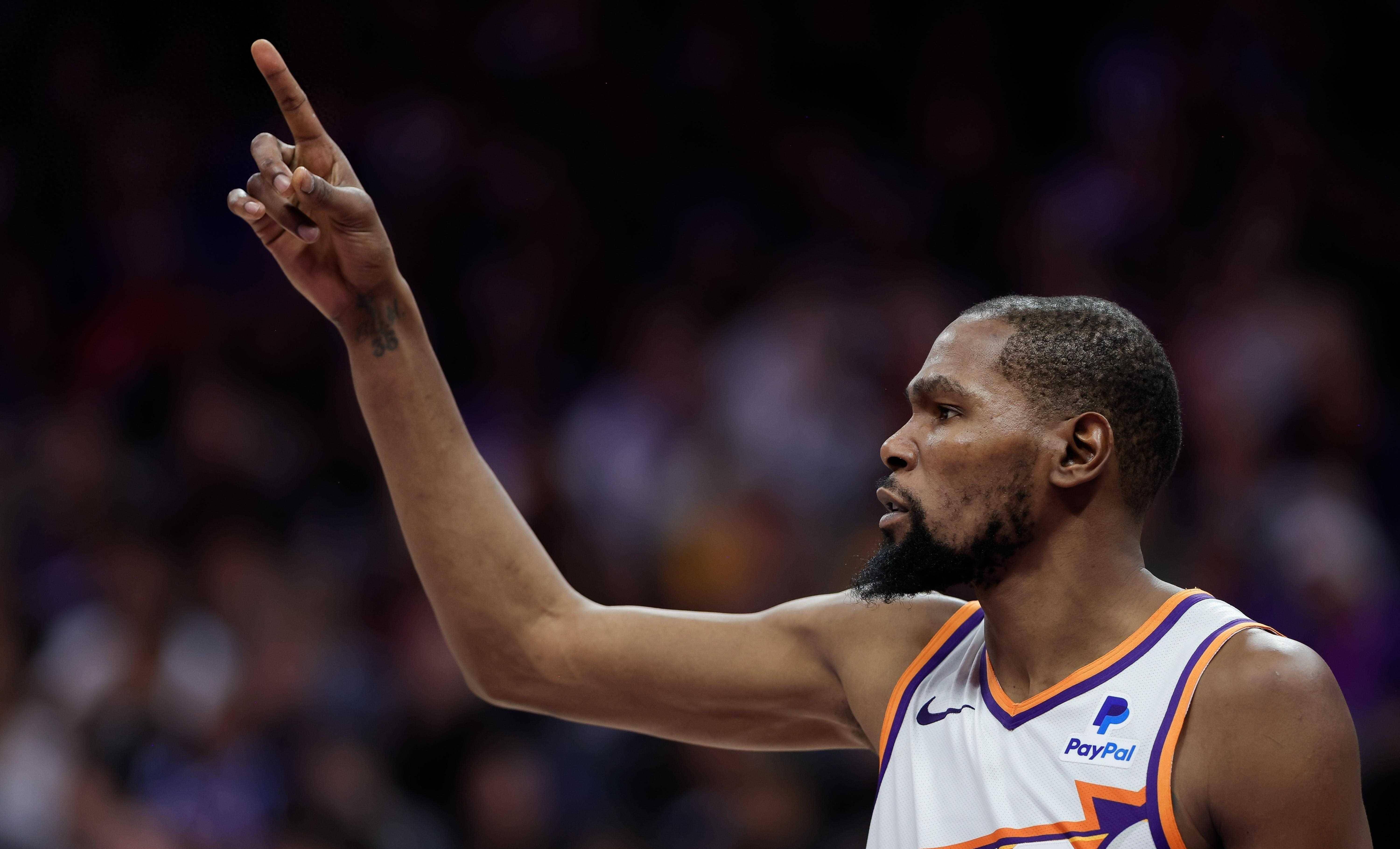 包含开云体育：太阳队季前赛：杜兰特状态火热，展现统治力的词条